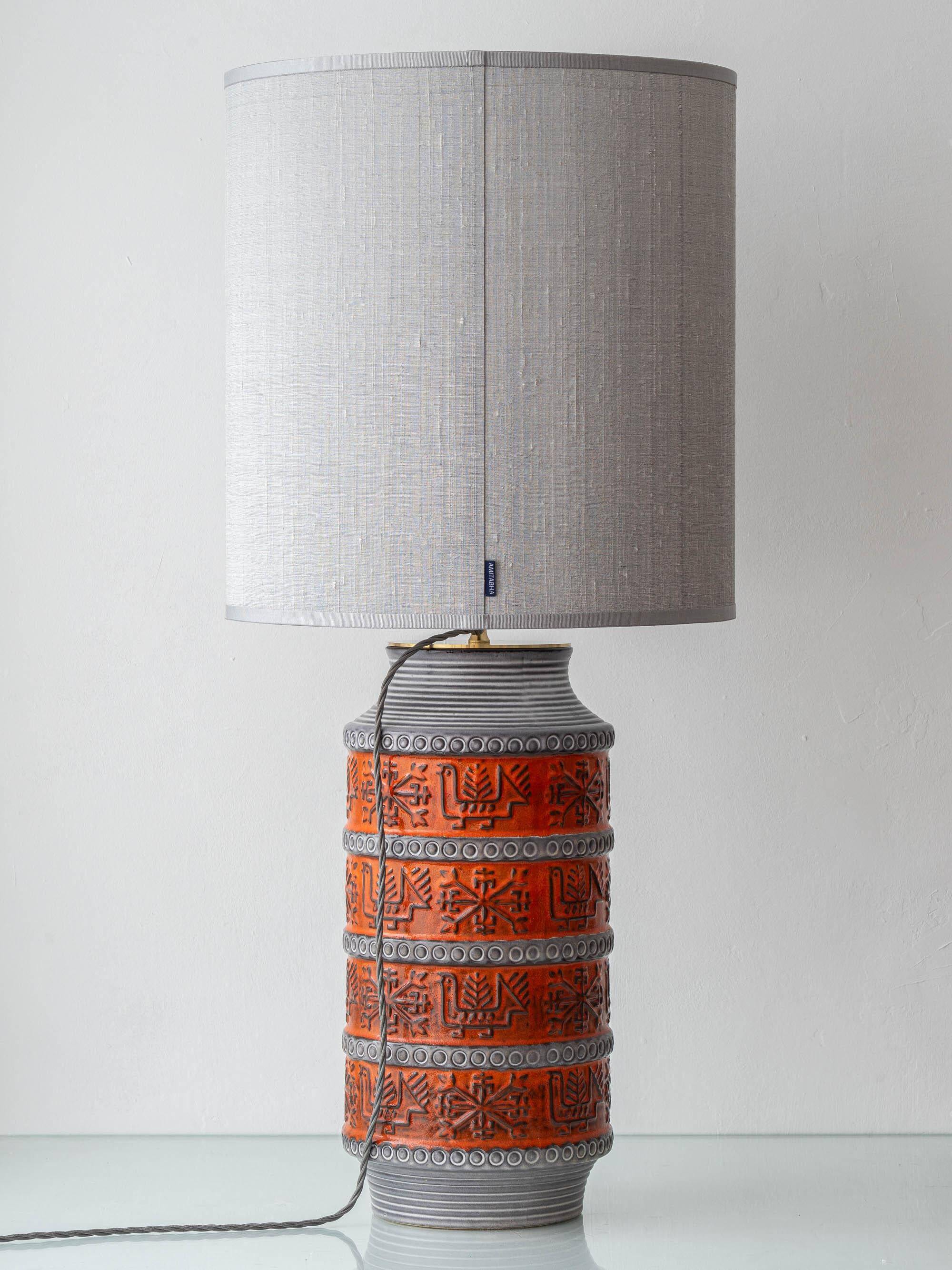 Lampe de table en céramique Bay Keramik Mid-Century moderne surdimensionnée, abat-jour en soie neuve
