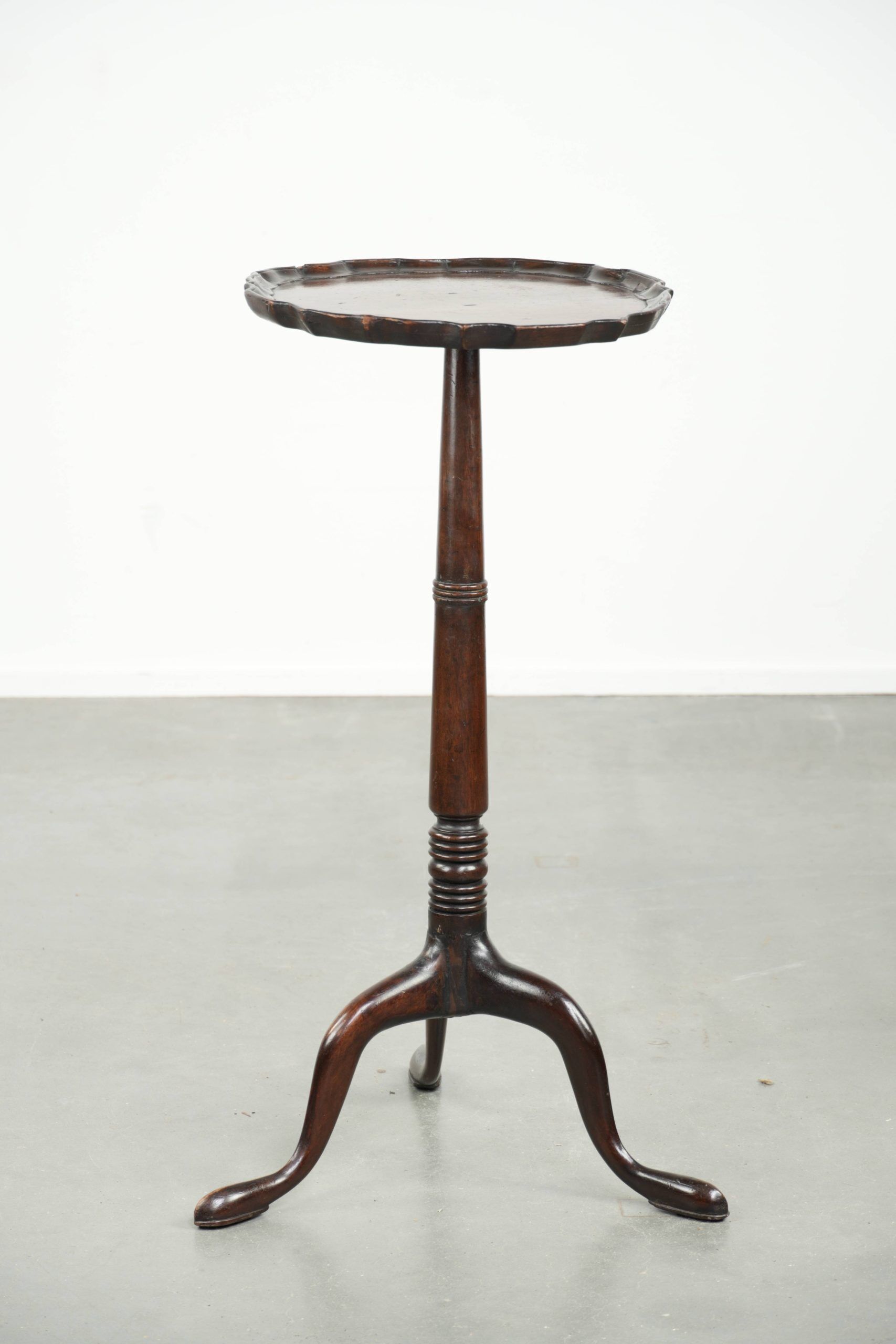 Antique English wine table / plant / side table from the late 18th century