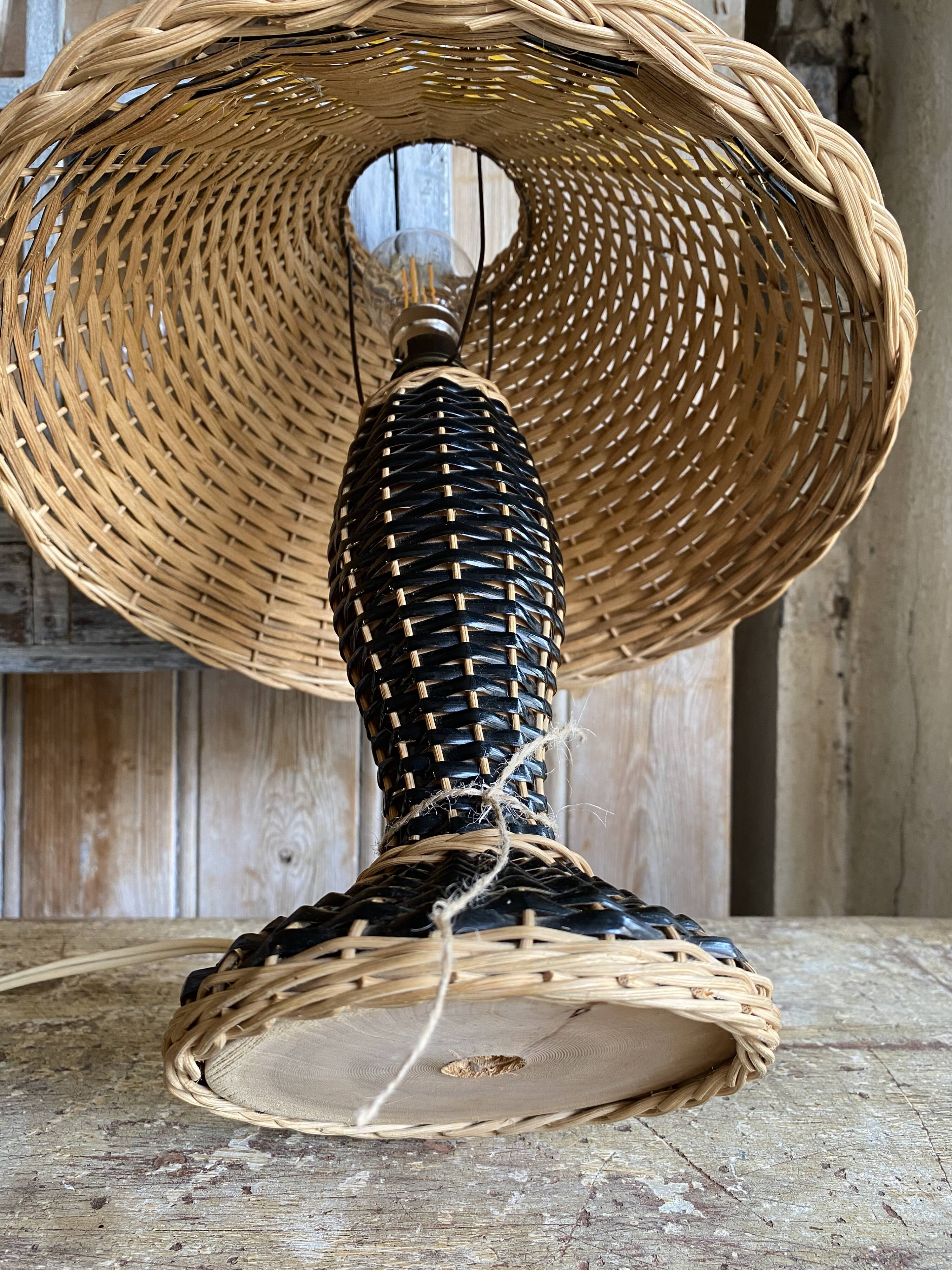 Wicker lamp