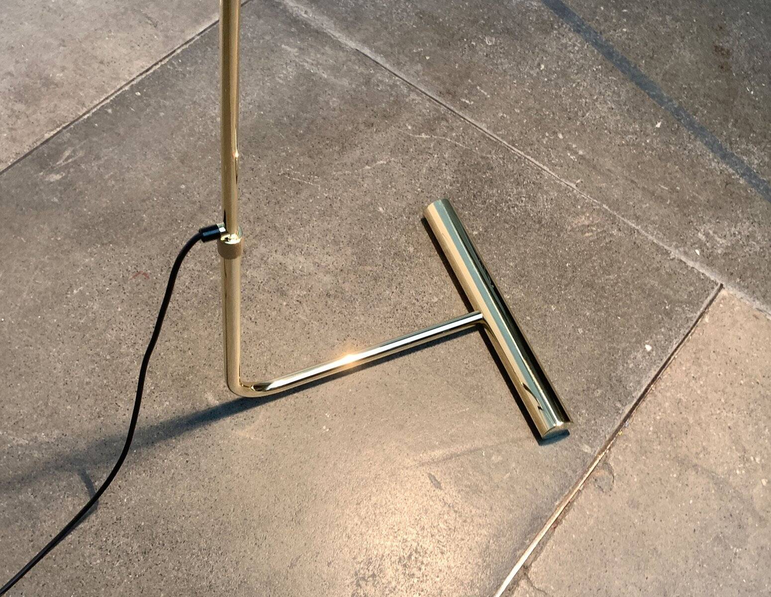 Mid-century floor lamp with counterweight in brass, 1960s