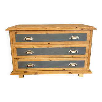Charmante petite commode