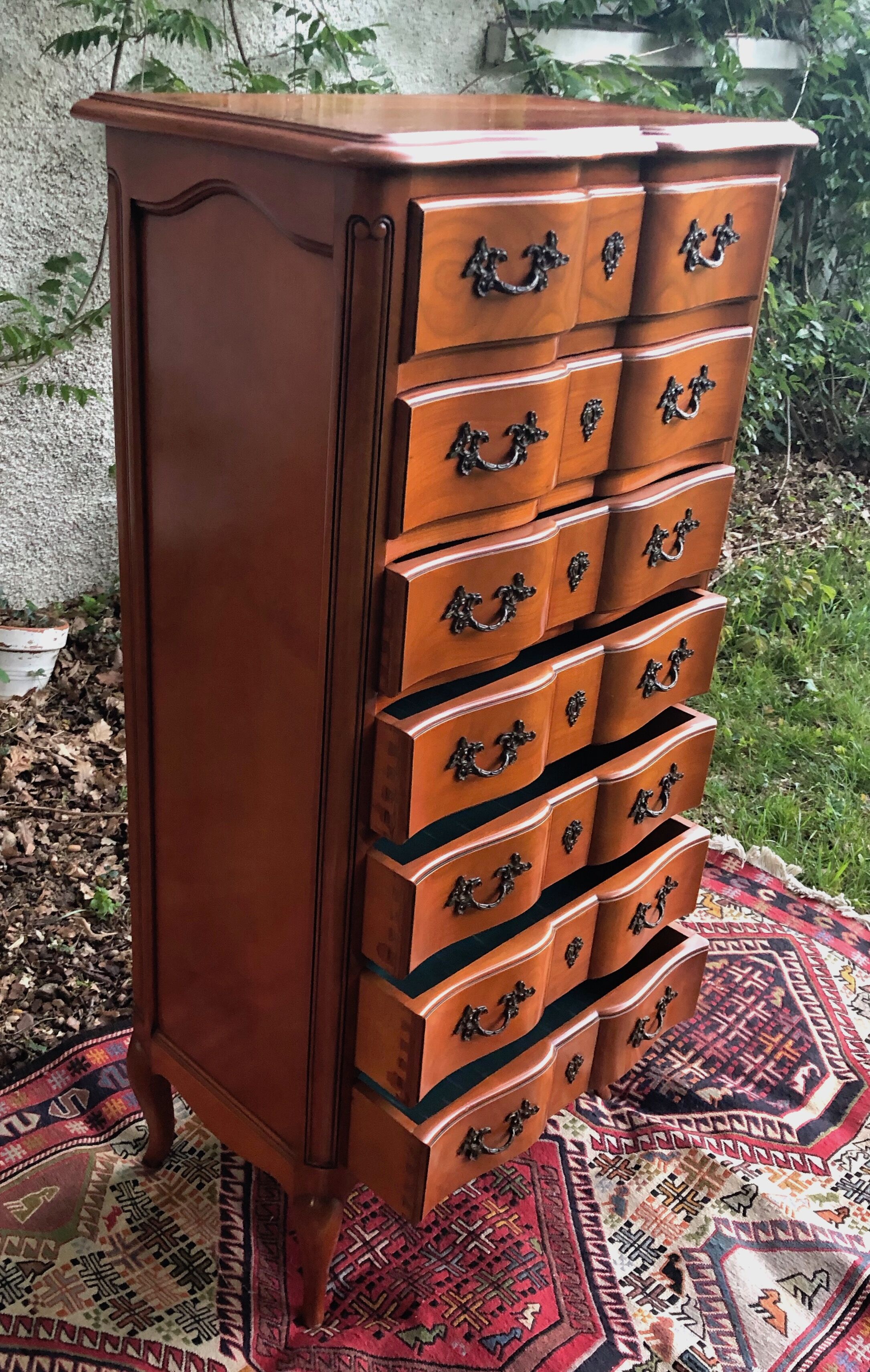 Semainier crossbow in curved wood