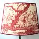 Abat-jour en tissu toile de Jouy rouge, déesse grecque Diane chasseresse
