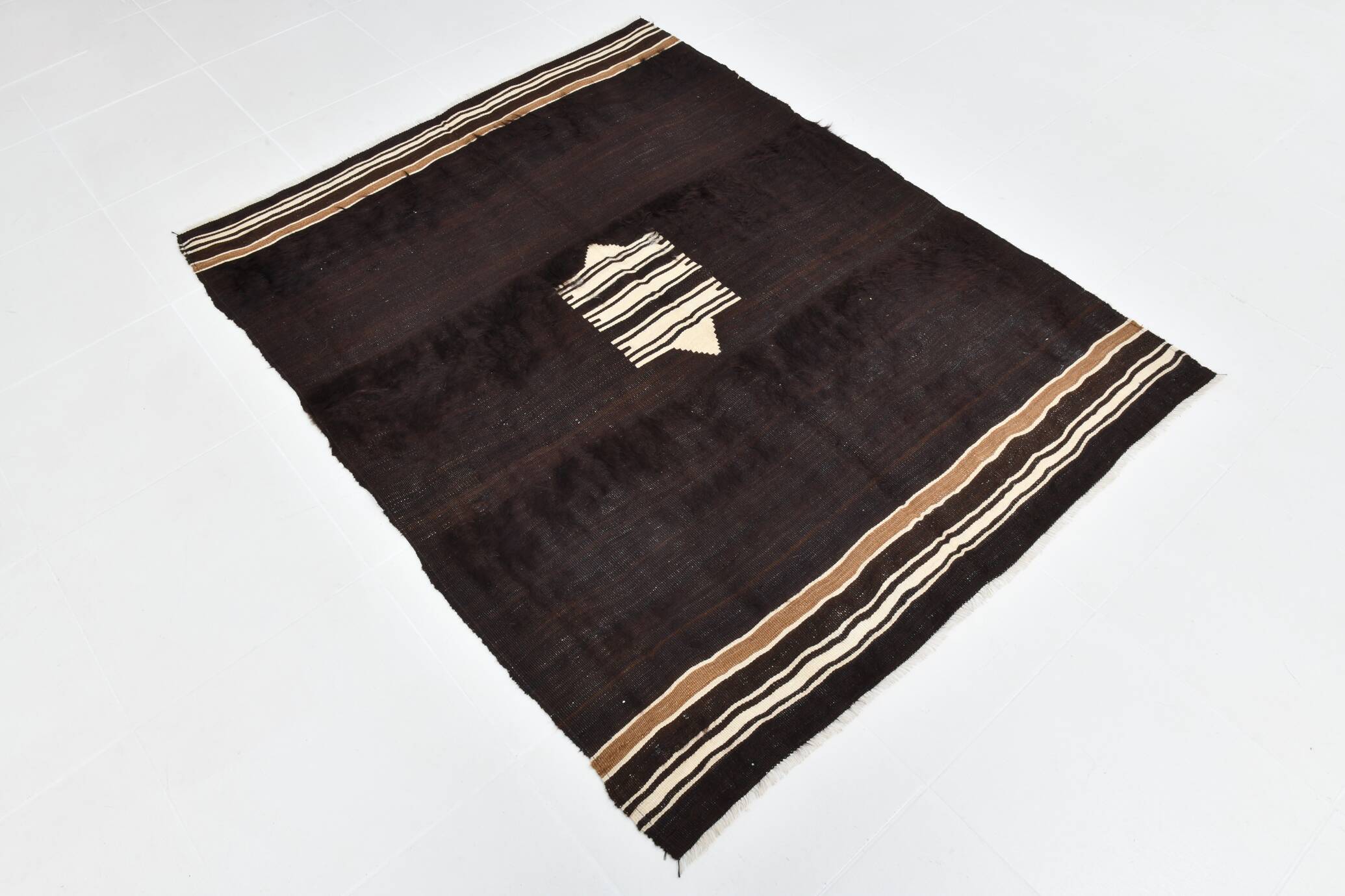 Dark Brown Beige Aesthetic Vintage Rug, 135x165Cm