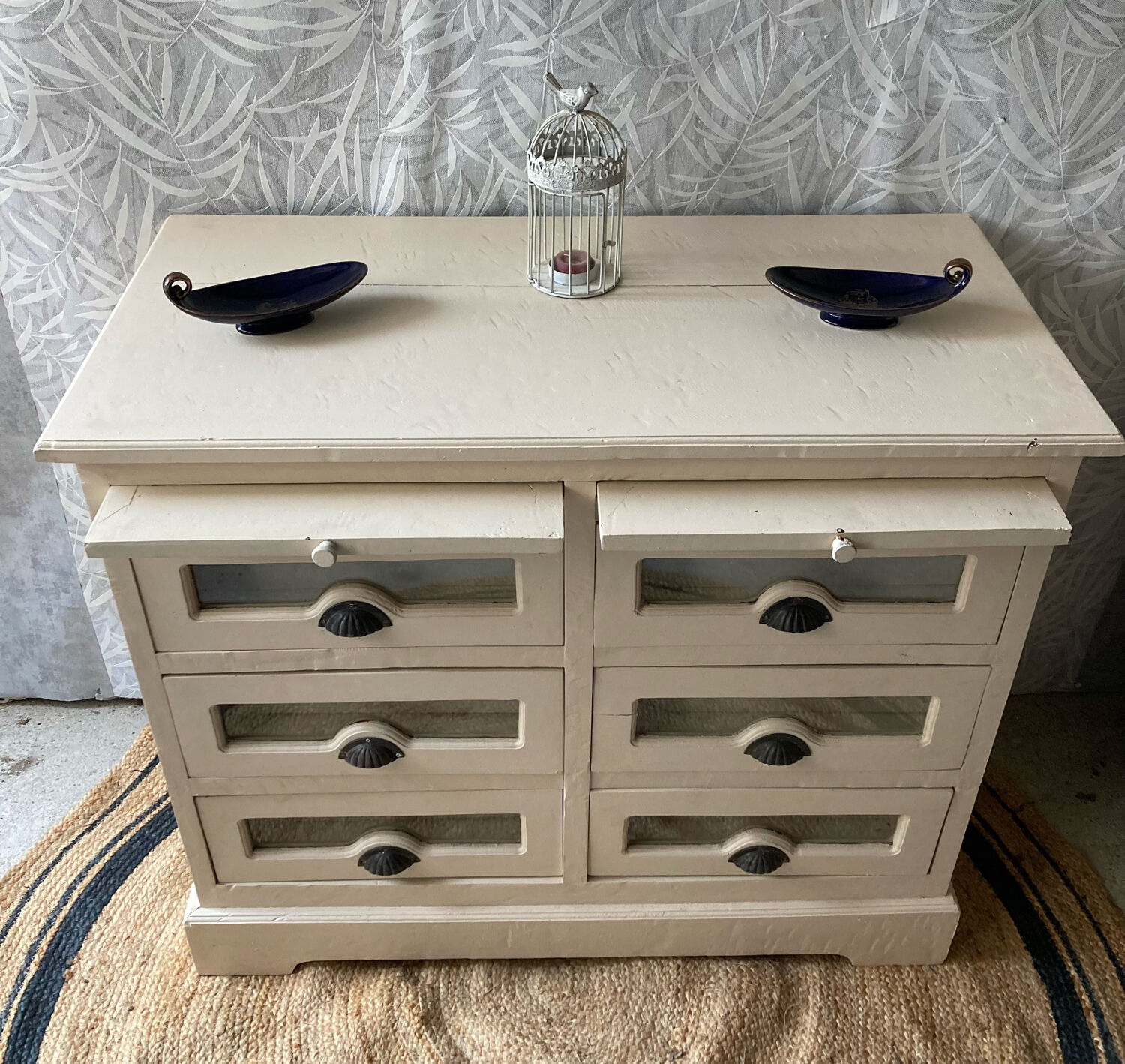 Furniture of grain trade