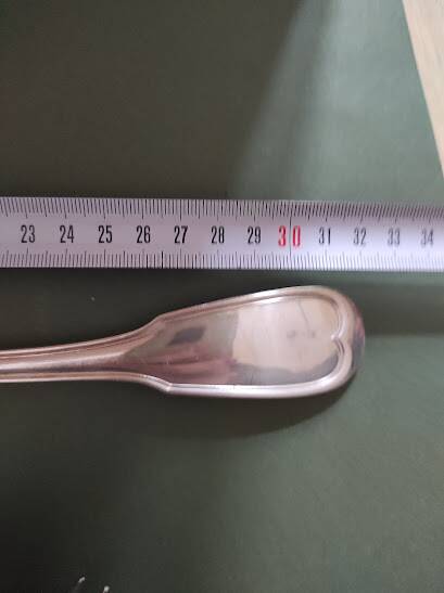 Ménagère de 37 couverts modèle filet, Argenterie