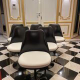 Tulip armless chairs by Eero Saarinen for Knoll