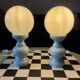 Lampe en bois italienne tournée et opaline années 1970