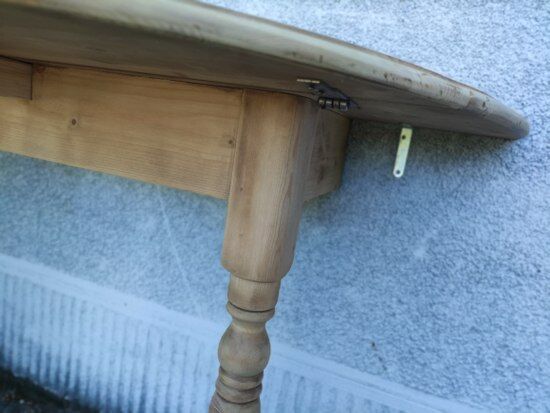 Half-moon table, console