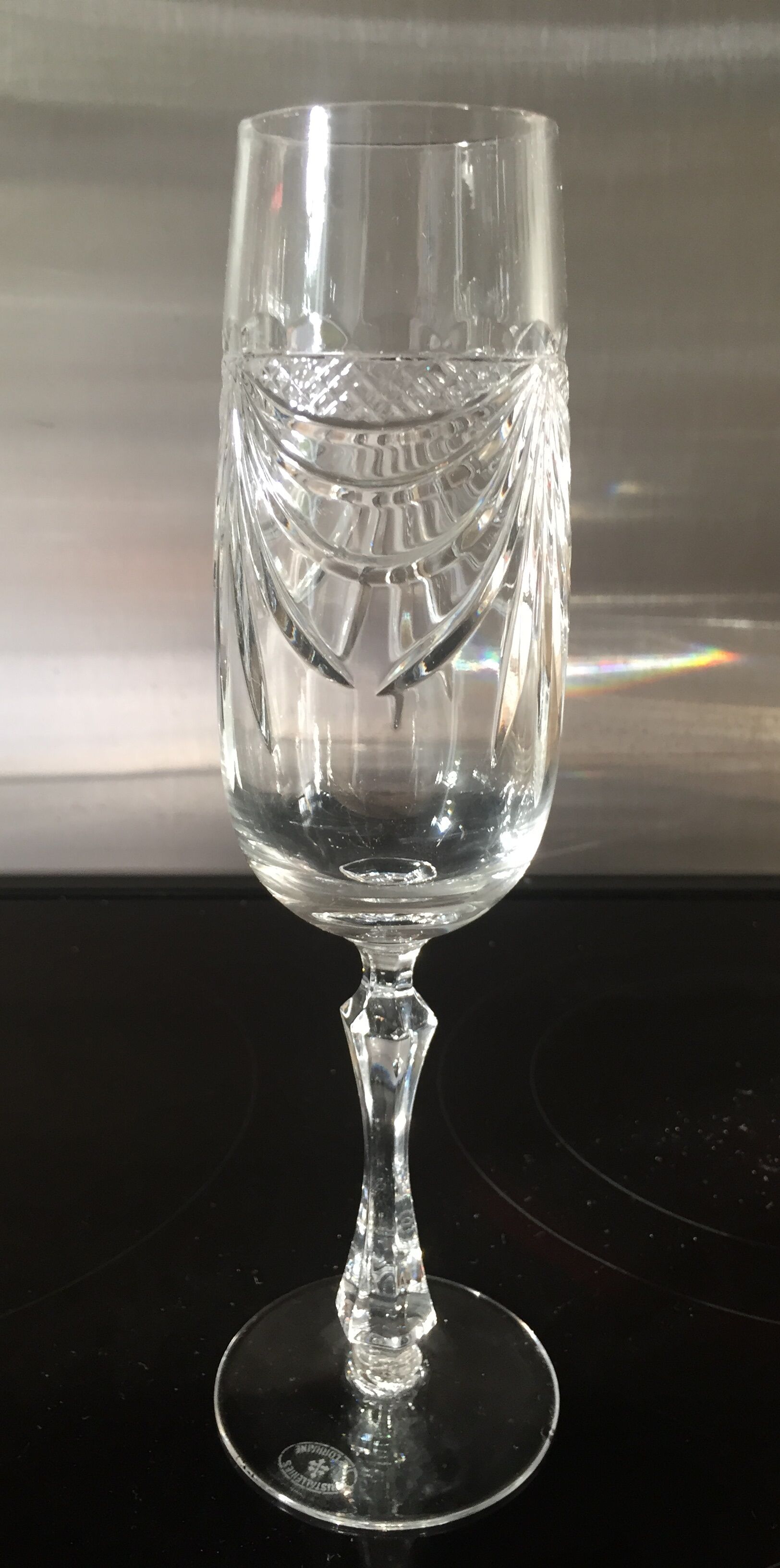 Six-champagne champagne flute set from Lorraine