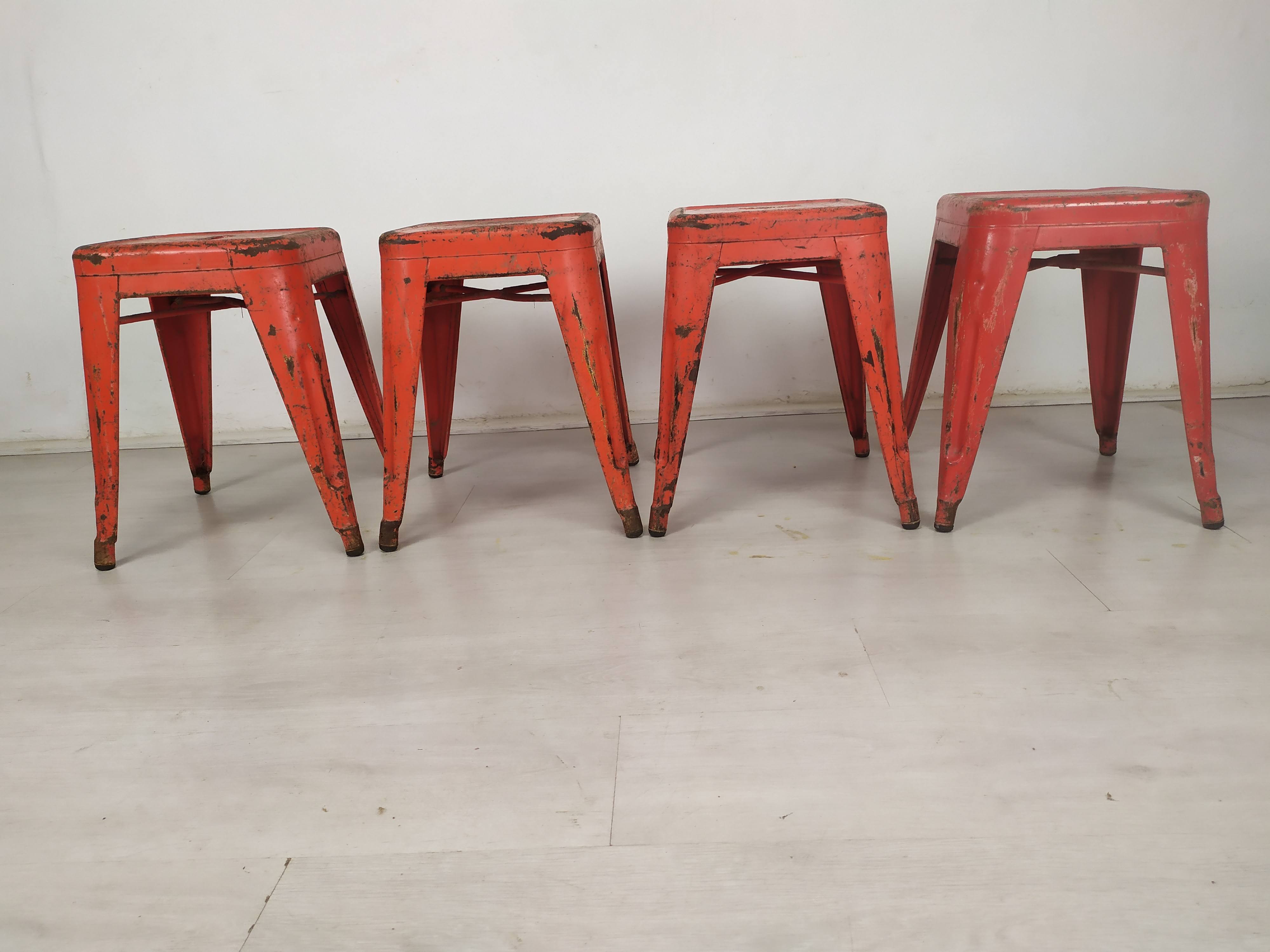 4 tolix indus stools