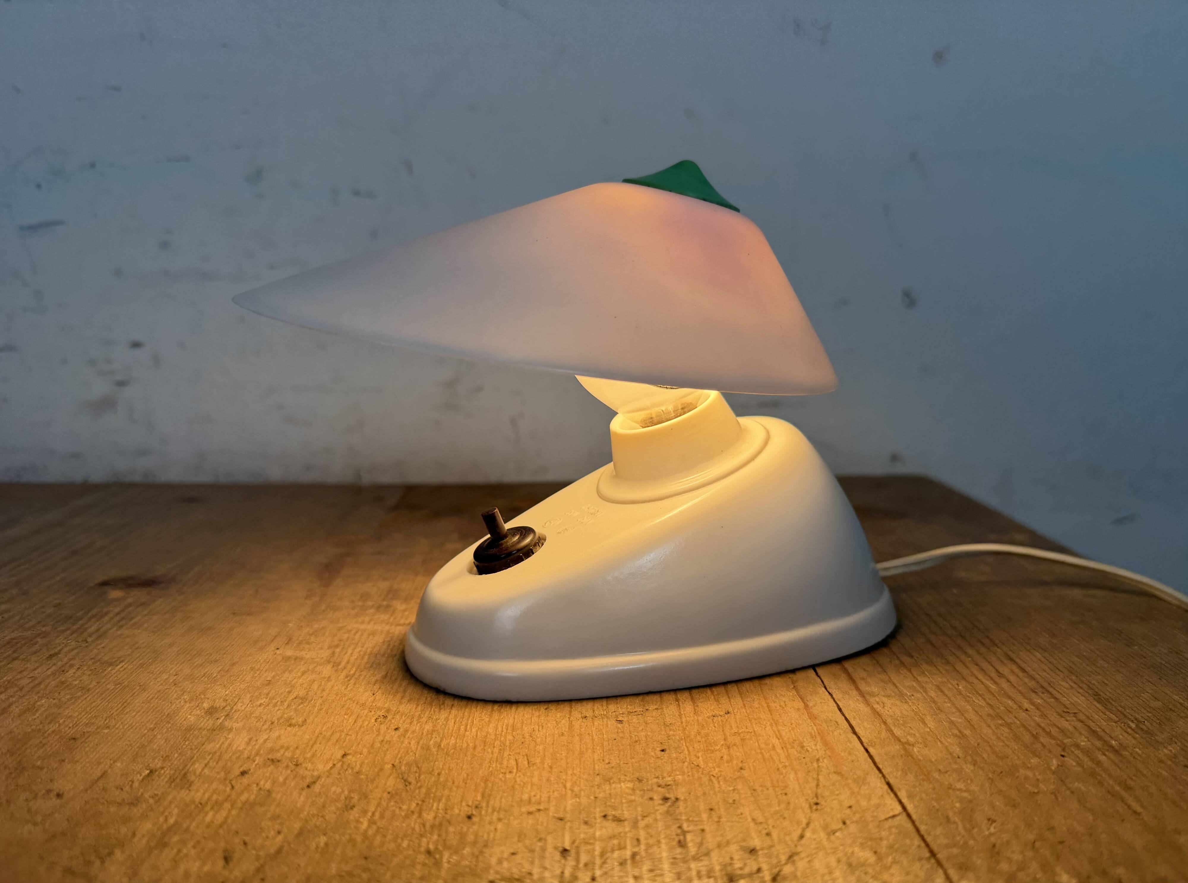 Vintage White Bakelite Table Lamp, 1950s