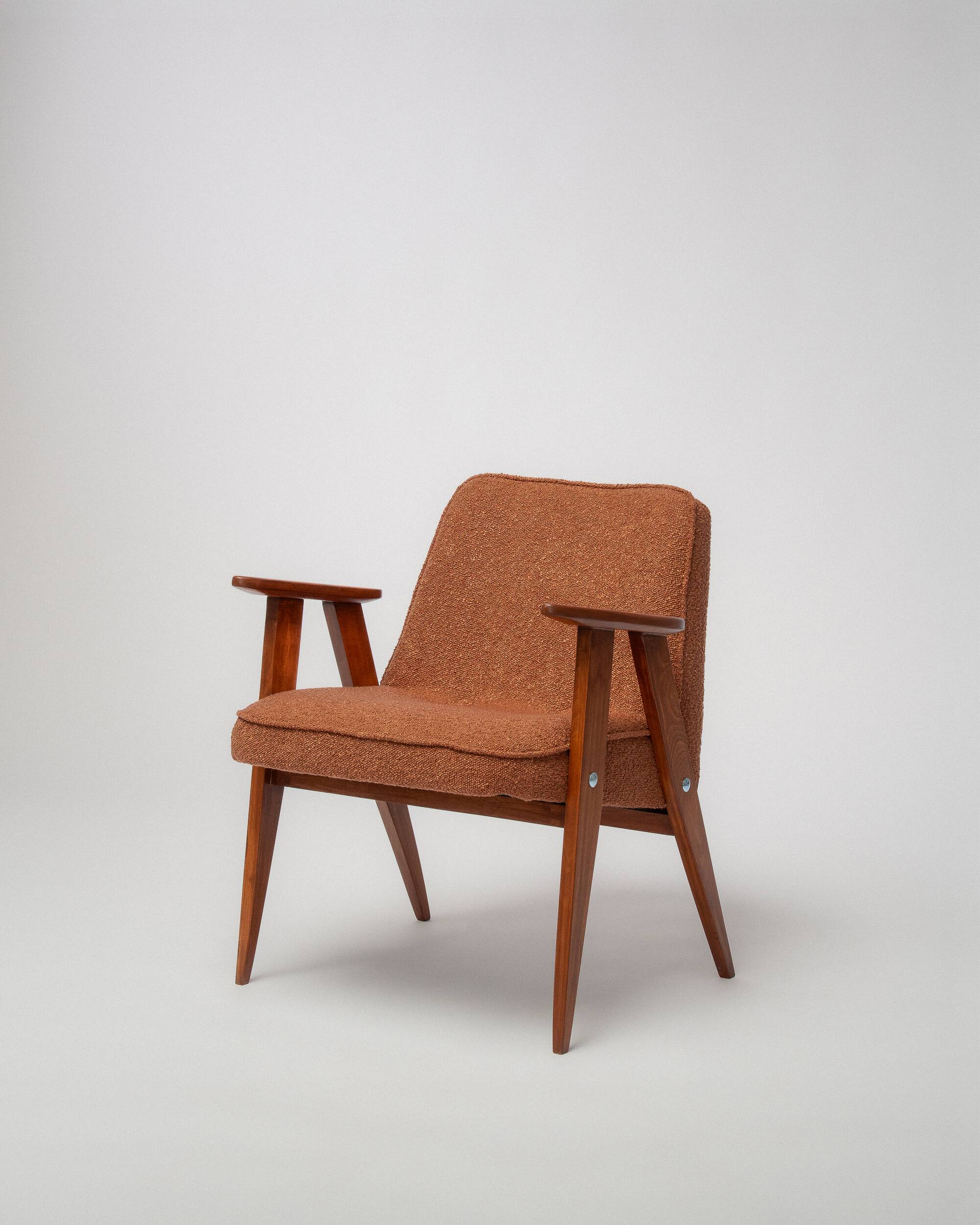 Fauteuils vintage Chierowski 366 du milieu du siècle, lot de 2