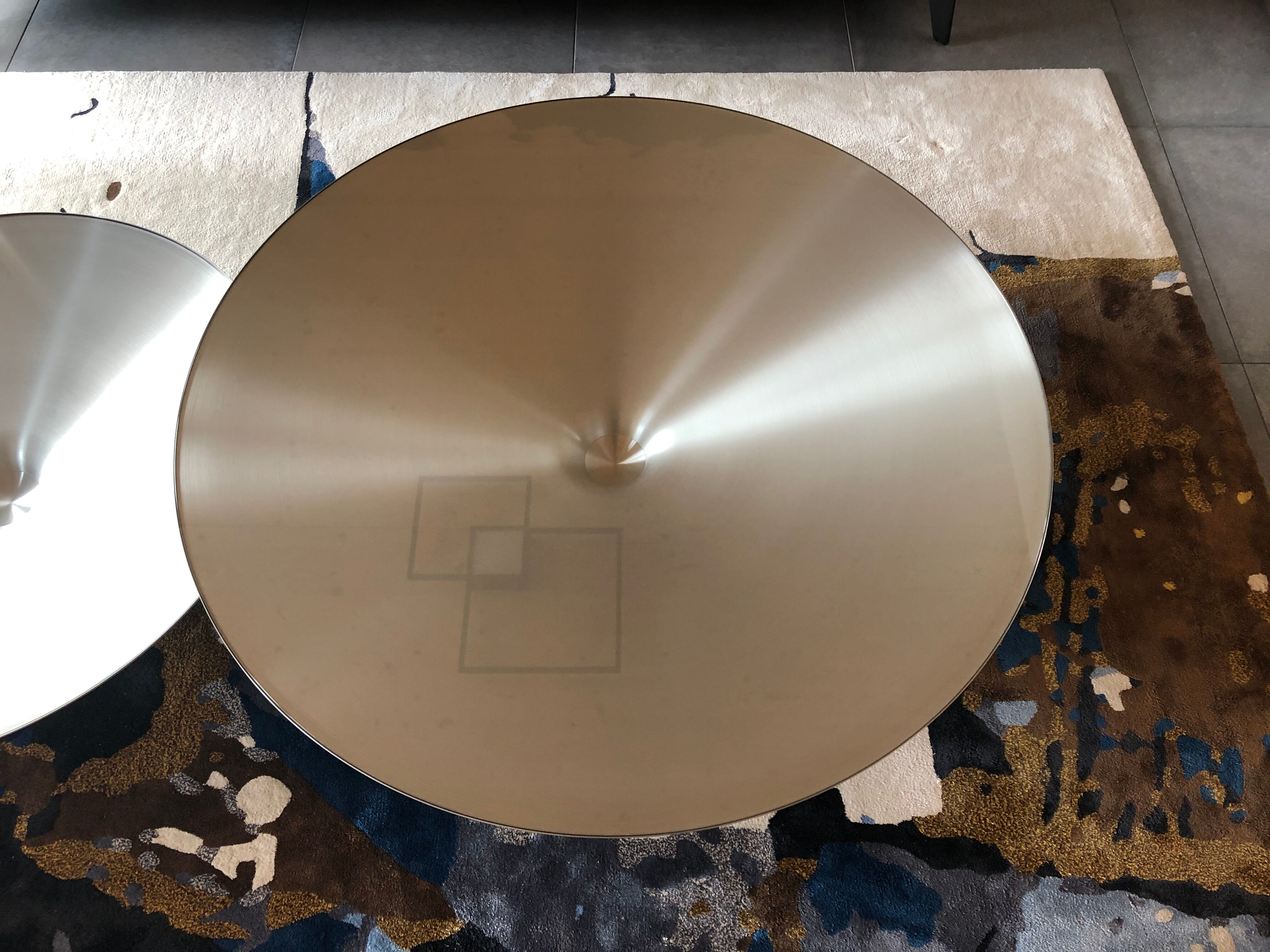 Table Bass Ovni Roche Bobois