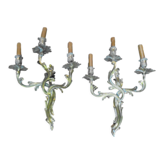 Paire d'appliques en bronze doré style Louis XV  trois branches , 3 lumieres