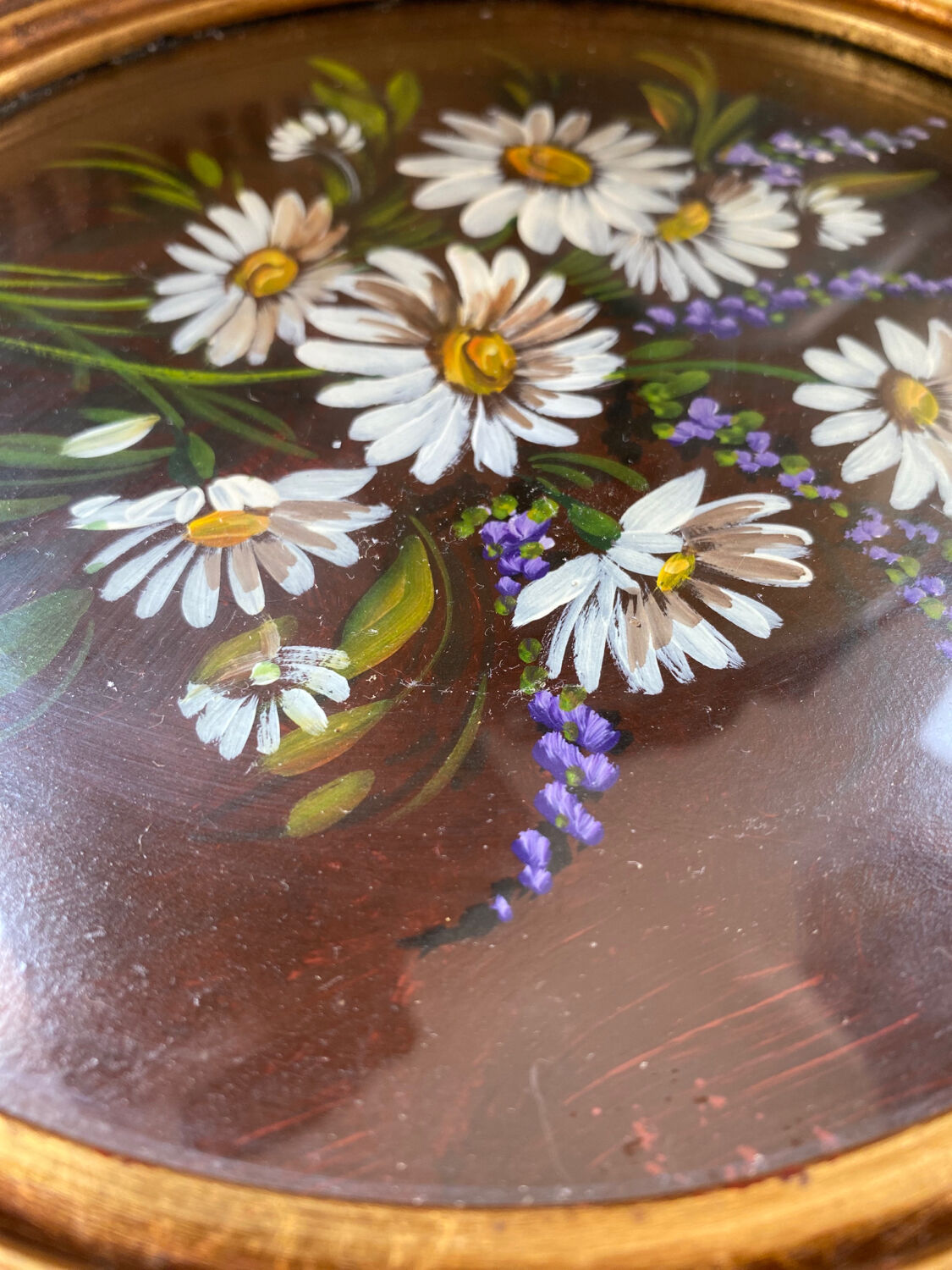 Painting bouquet round frame