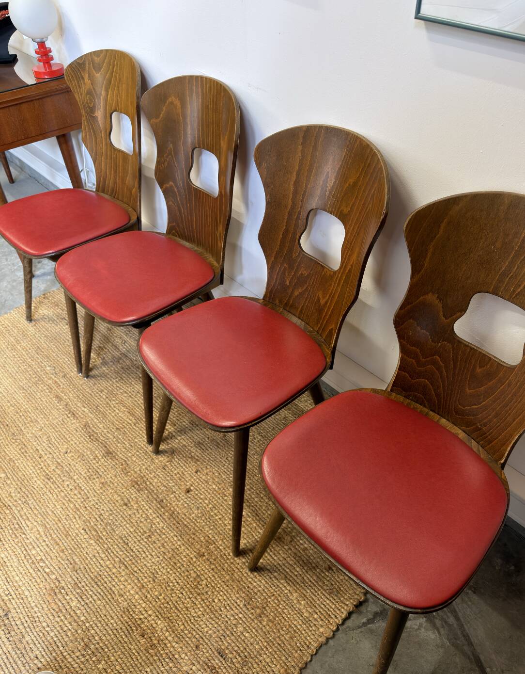 Suite de 4 chaises Baumann modèle “Gentiane” – années 60/70