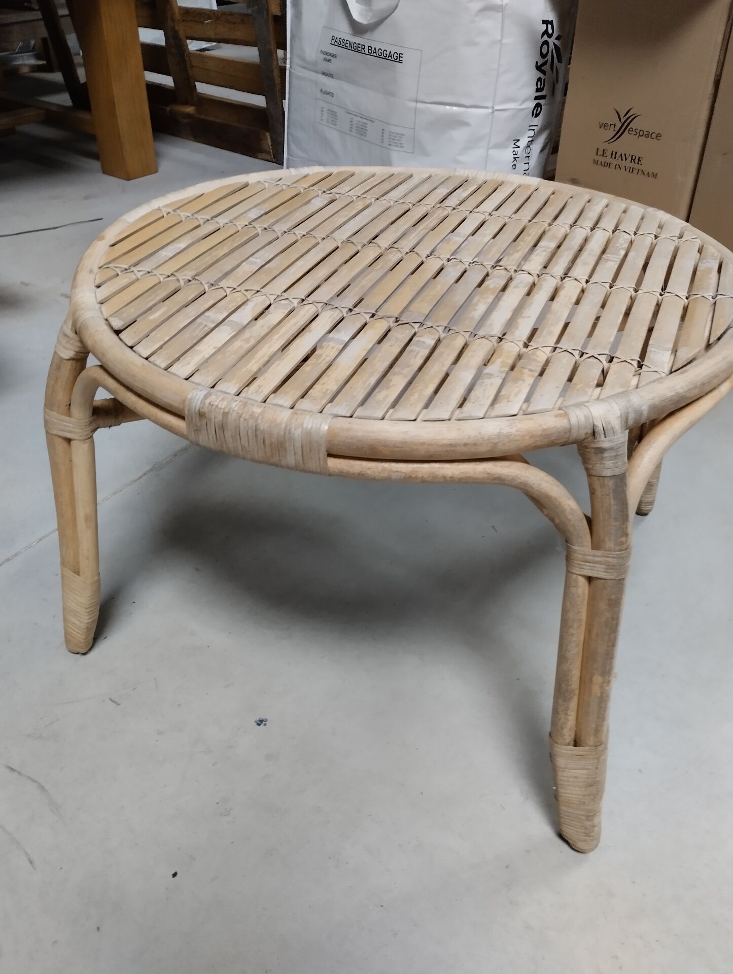 Table basse en rotin