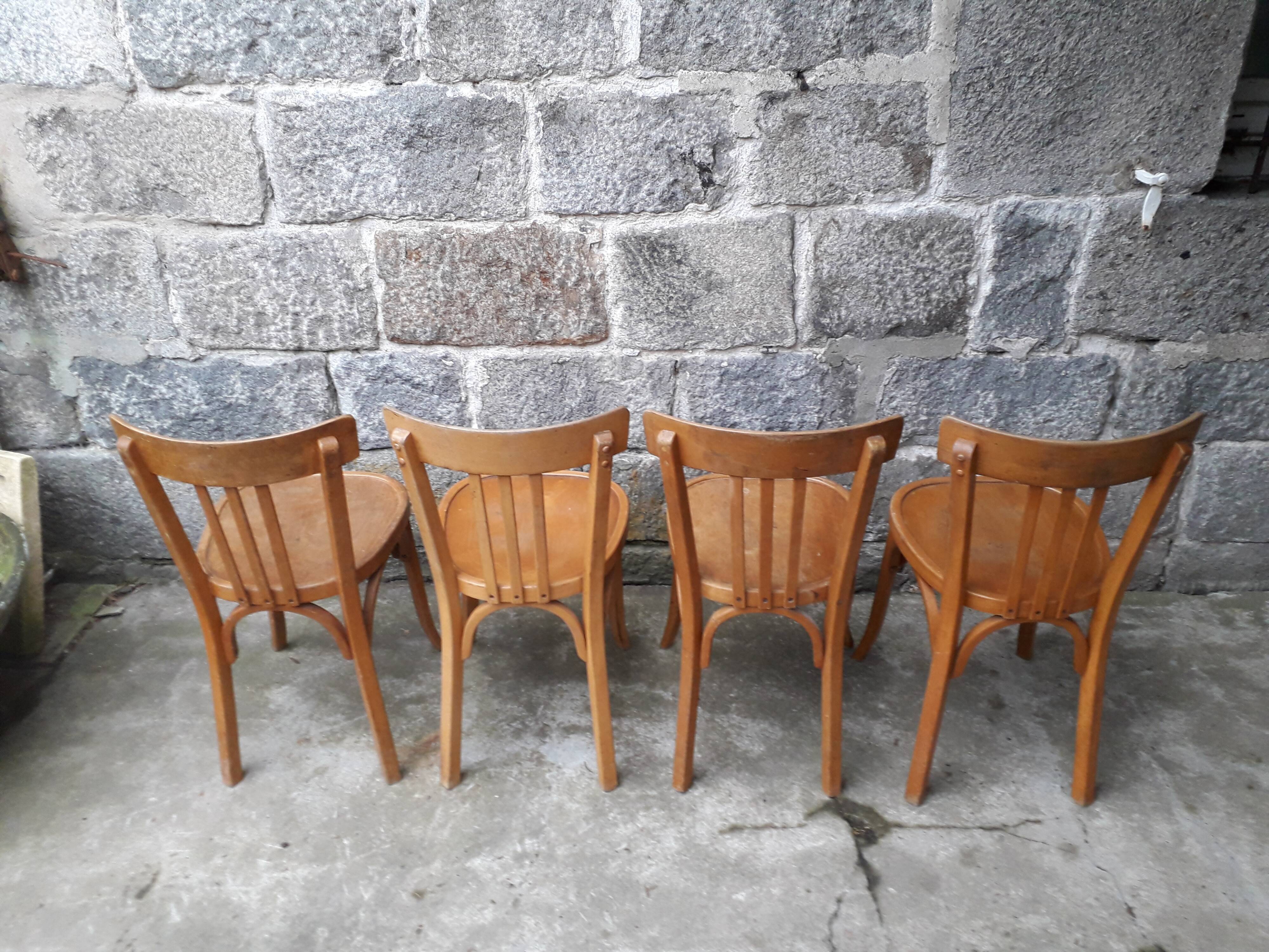 Série de 4 chaises bistrot Baumann