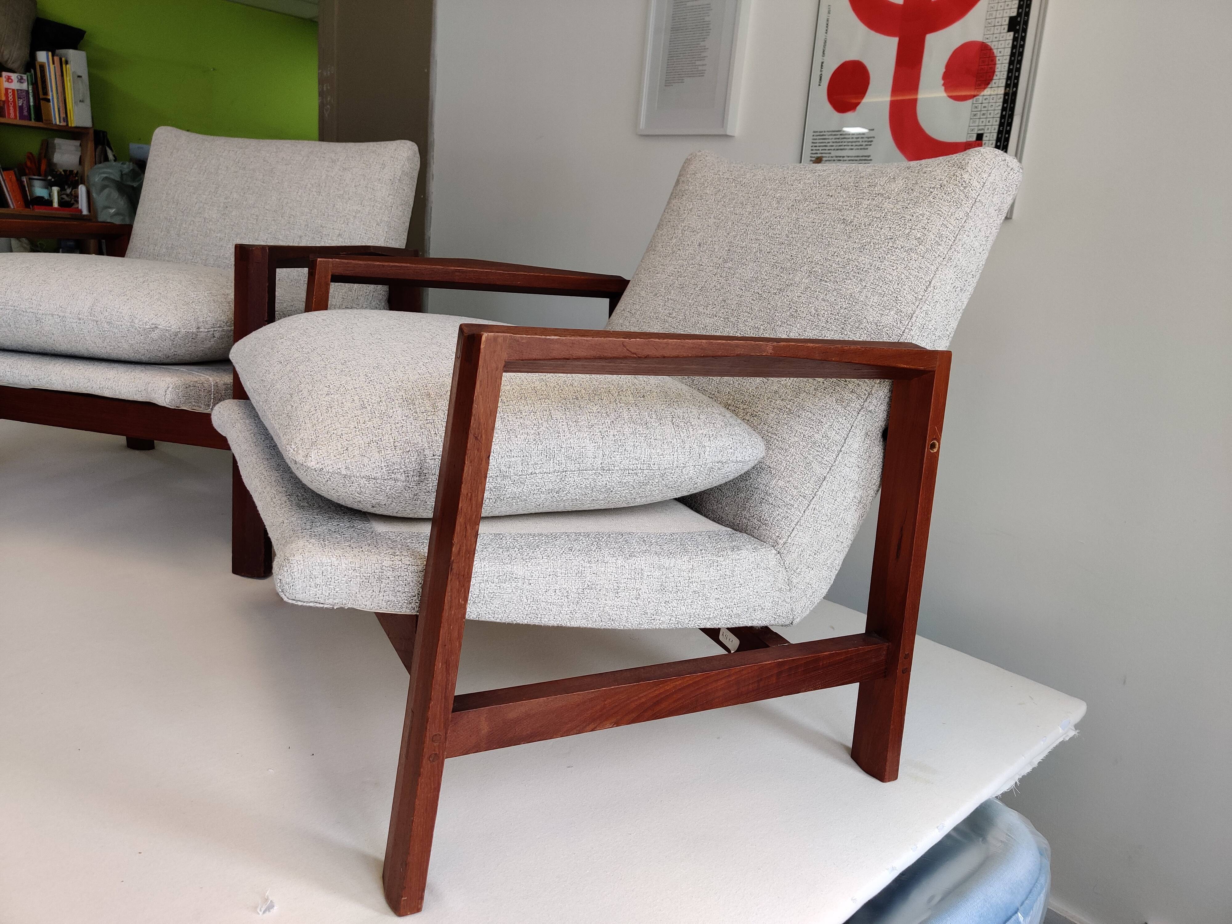 Paire de fauteuils scandinaves