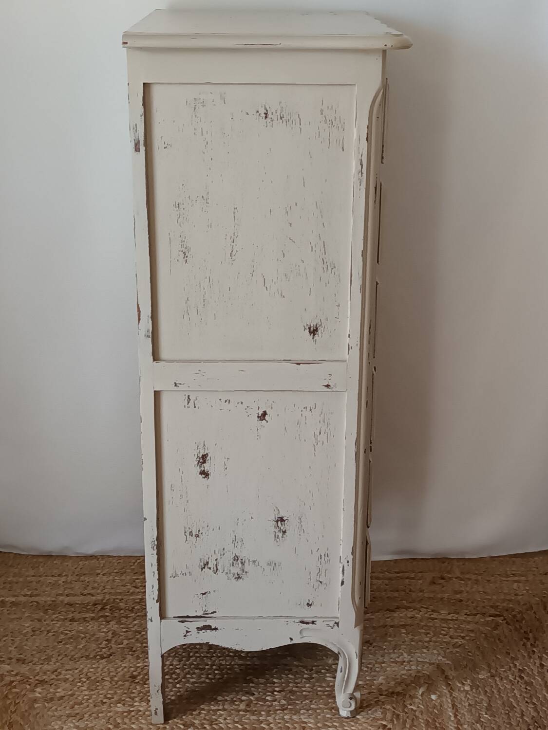 Louis XV style chiffonier with patina, 20th century