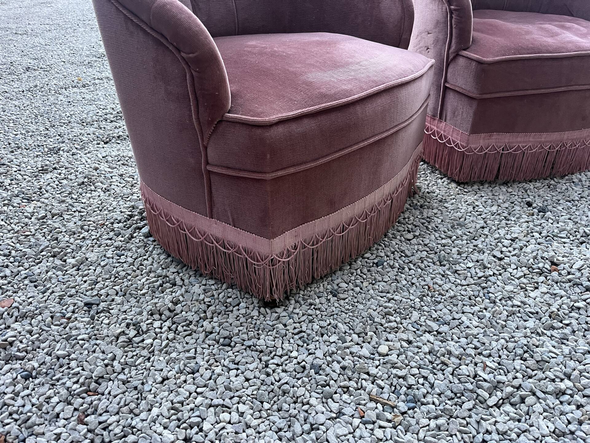 Lot de 2 fauteuils crapaud vintage 