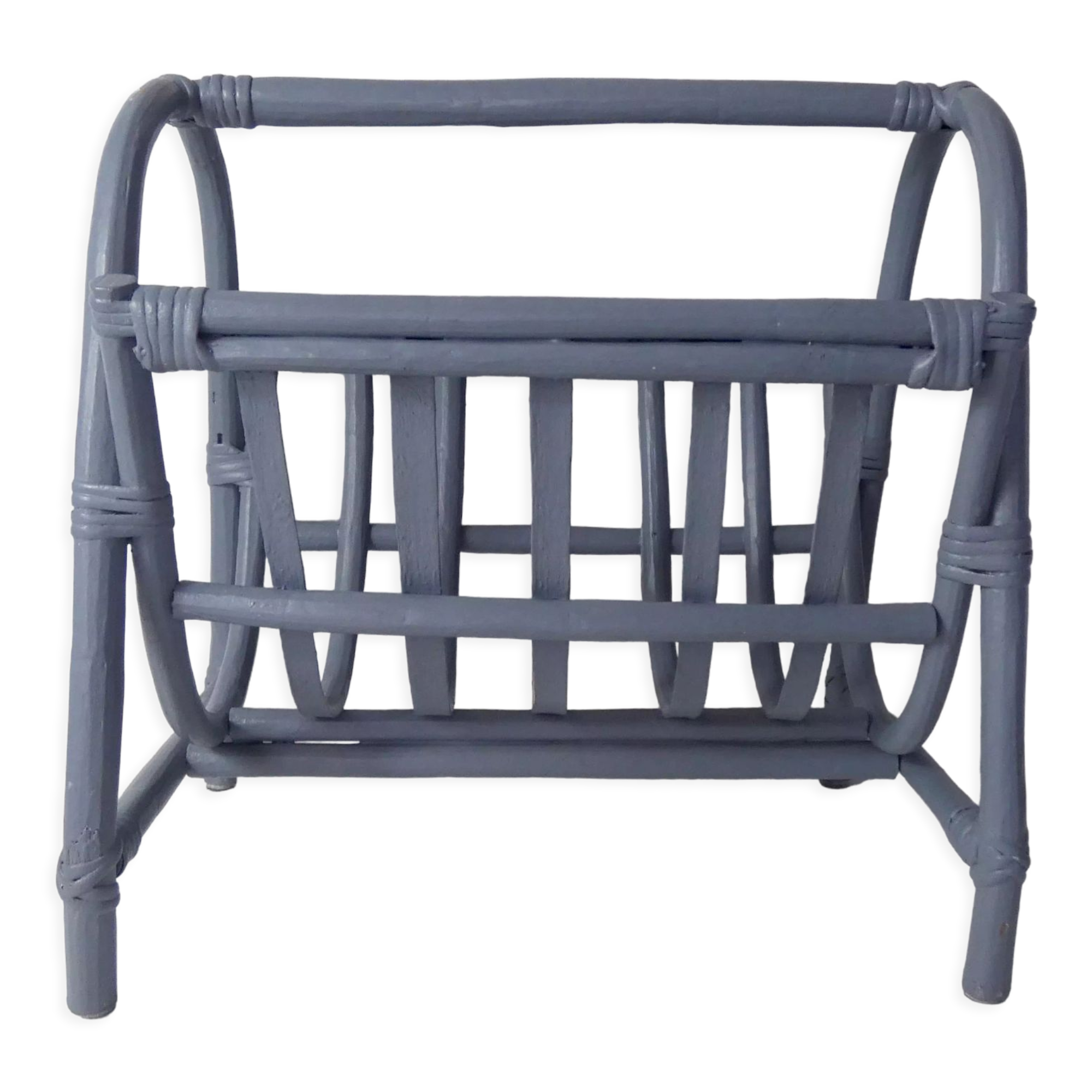 Rattan magazine holder