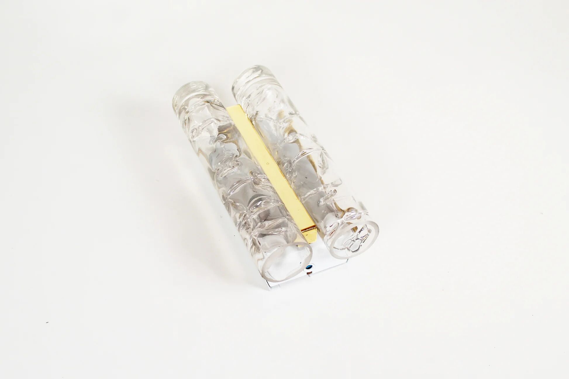 Single 1970s wall lamp in brass and glass by Doria Leuchten