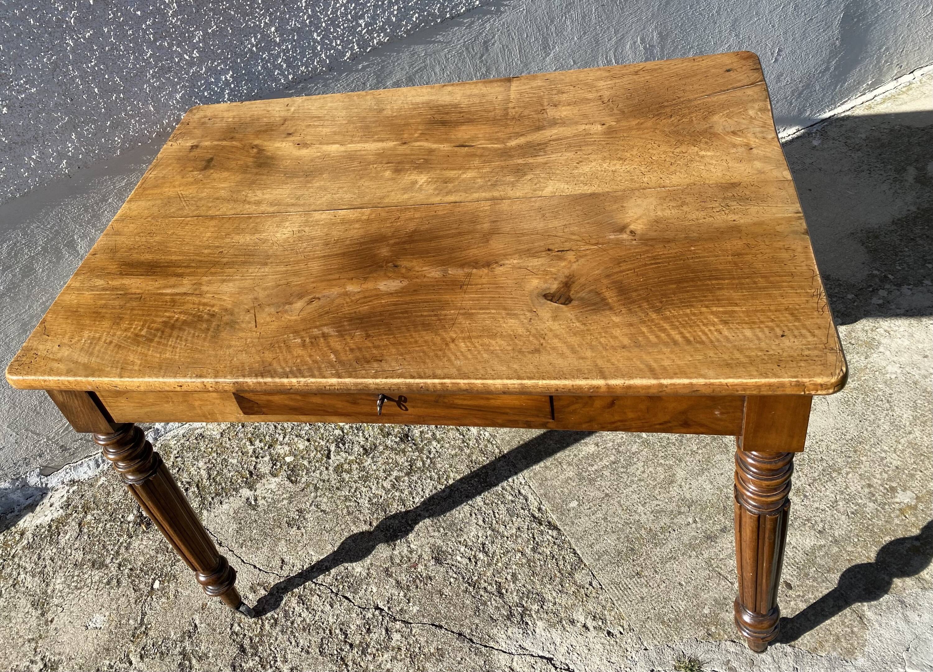 19th century desk in light walnut with 1 drawer