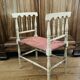 Banquette époque fin XIXe assise en paille colorée structure rechampie