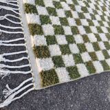 Traditional handmade pure wool rug, size 160 x 260 cm