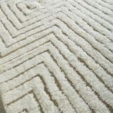 Pure natural wool Berber rug for your living room, size 150 x 250 cm.