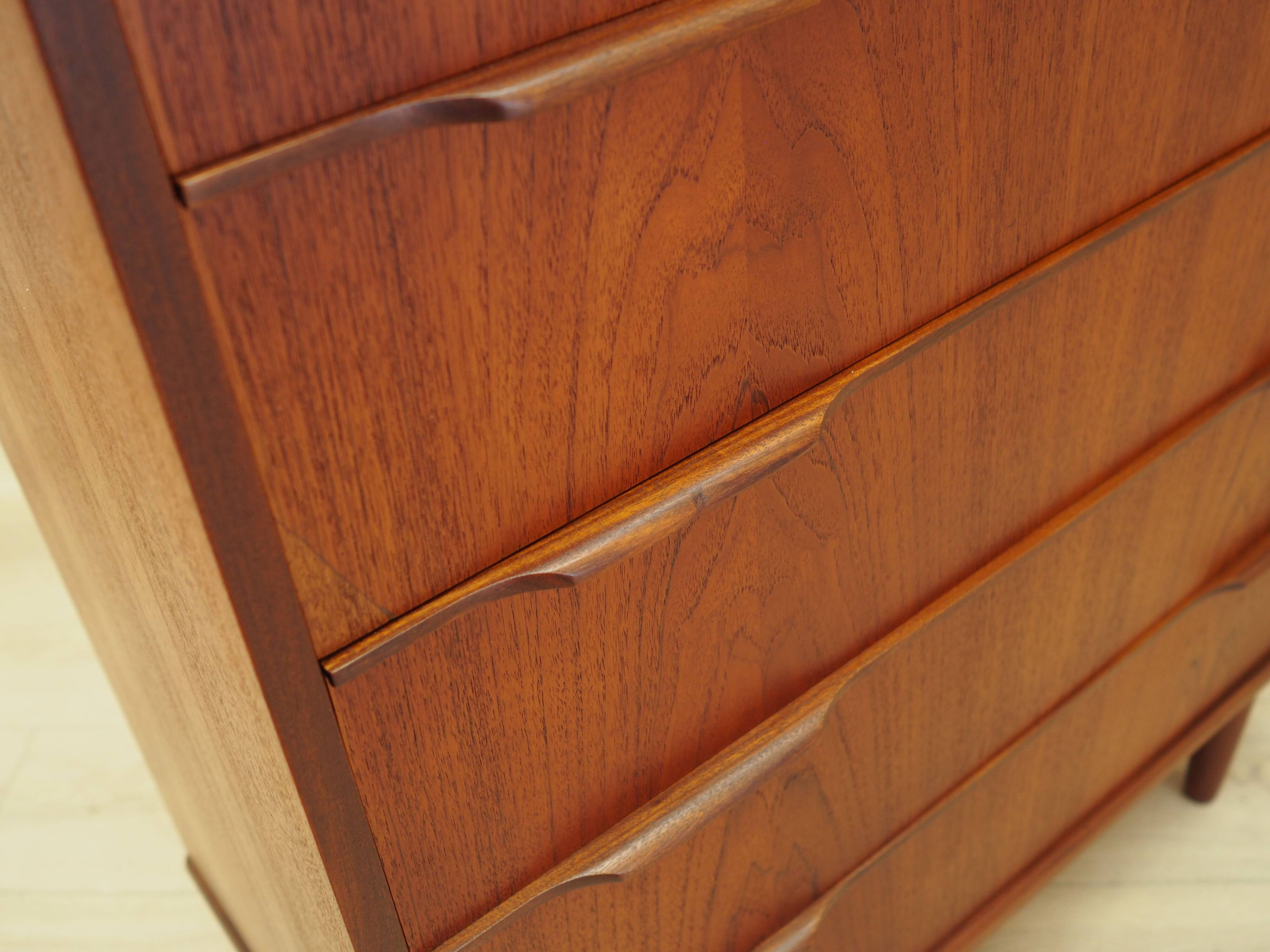 Commode en teck, design danois, années 1970, fabrication : Danemark