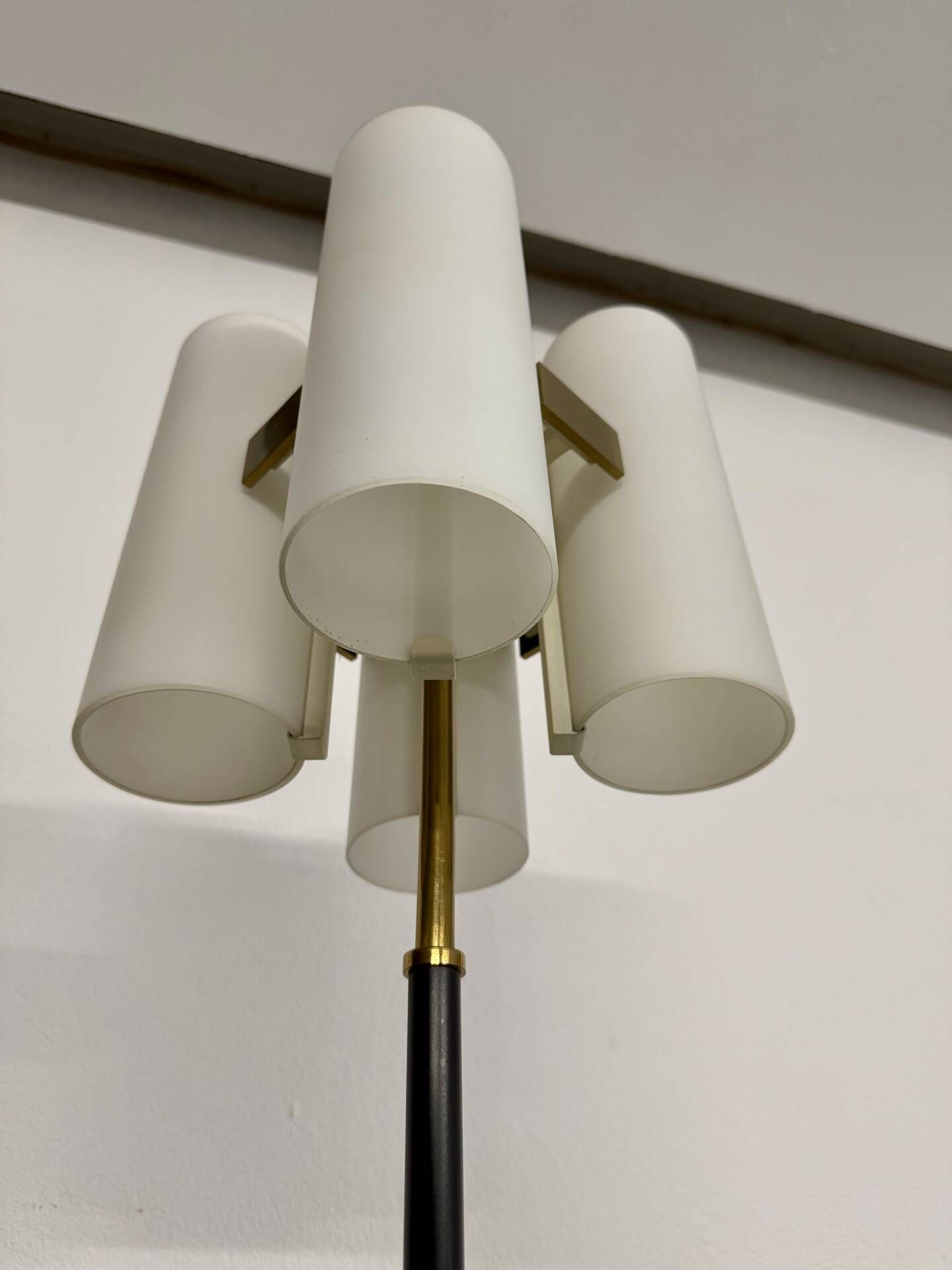 Vintage 1960s Arlus France brass four-light lamp post.