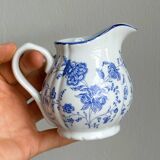 Pot à lait en porcelaine blanche