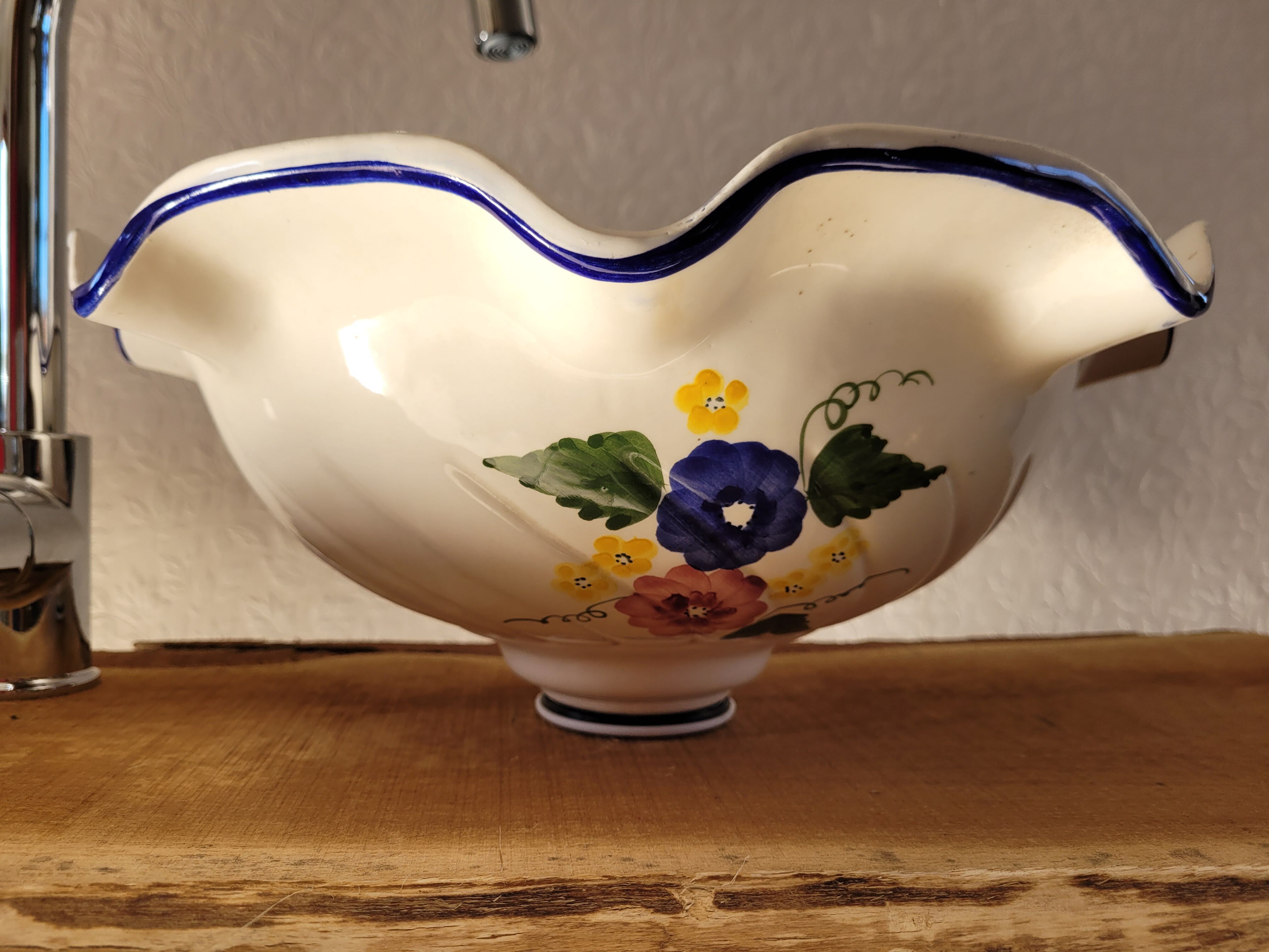 Singer furniture ceramic basin
