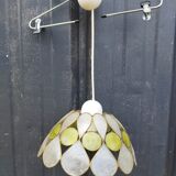 Mother-of-pearl lampshade suspension