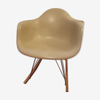 Armchair by Charles & Ray Eames, Vitra edition