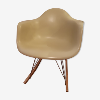 Fauteuil de Charles et Ray Eames édition Vitra