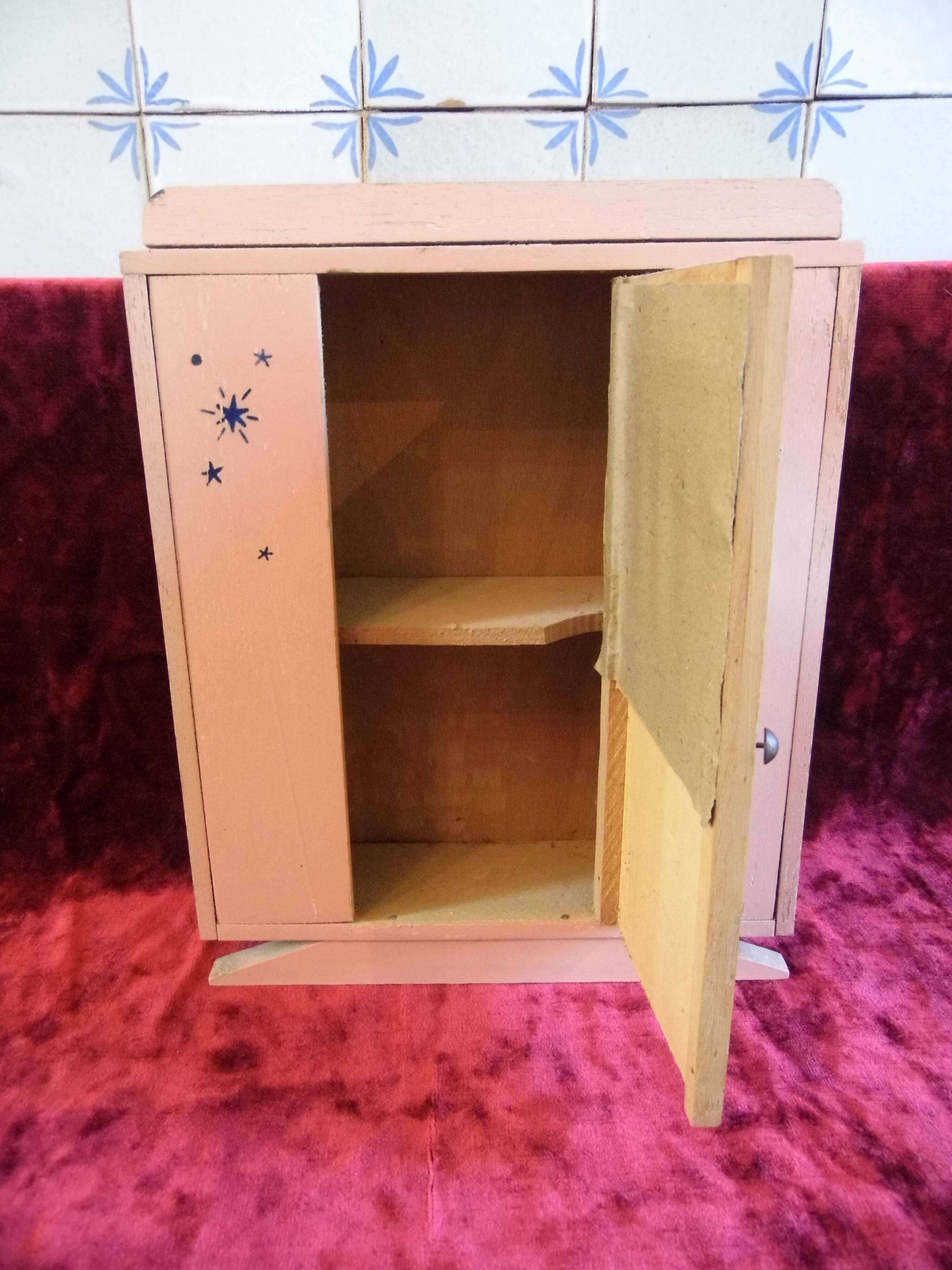 Doll's wardrobe, children's toy, 30s-40s