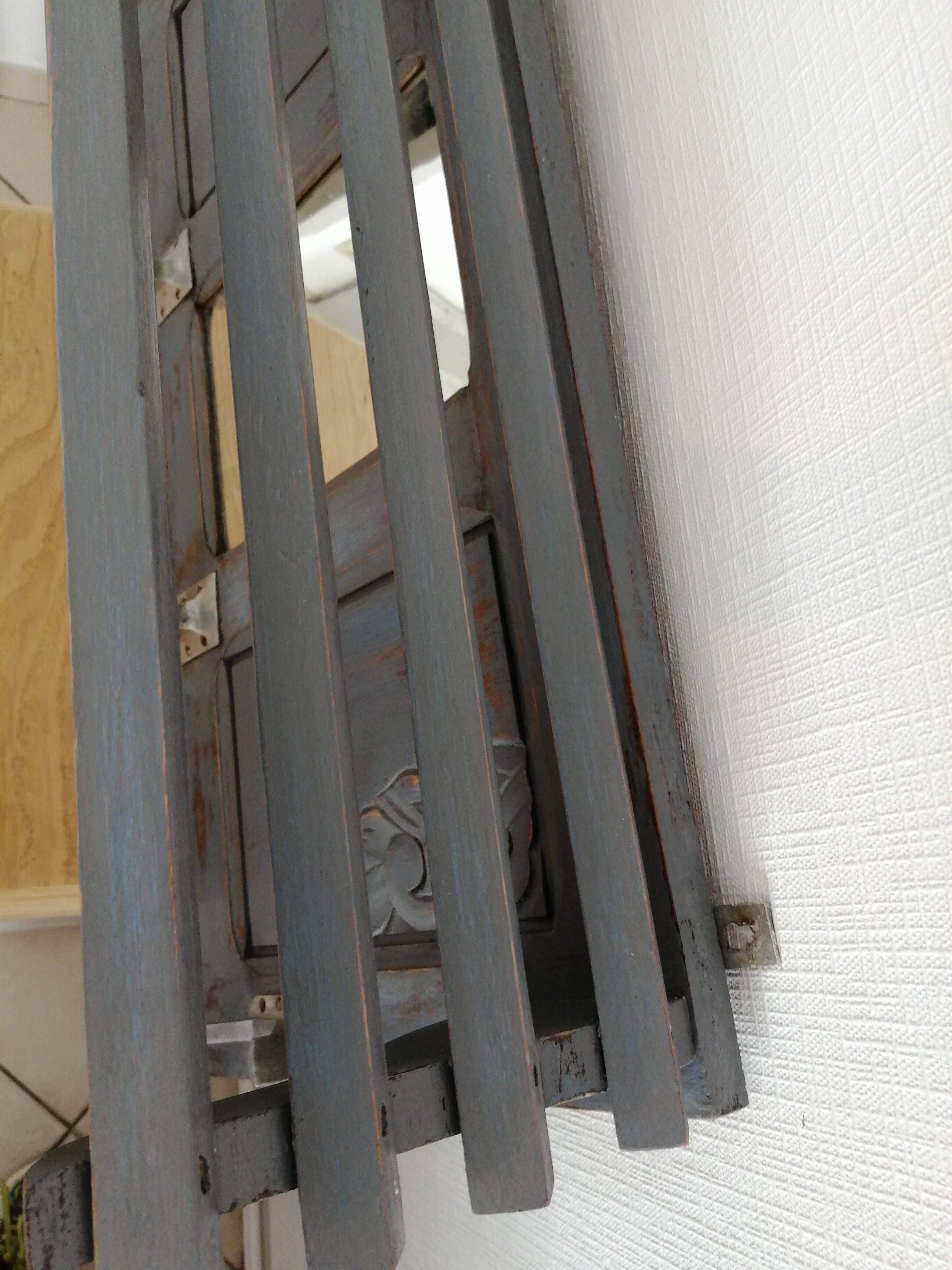 Wooden wall coat holder