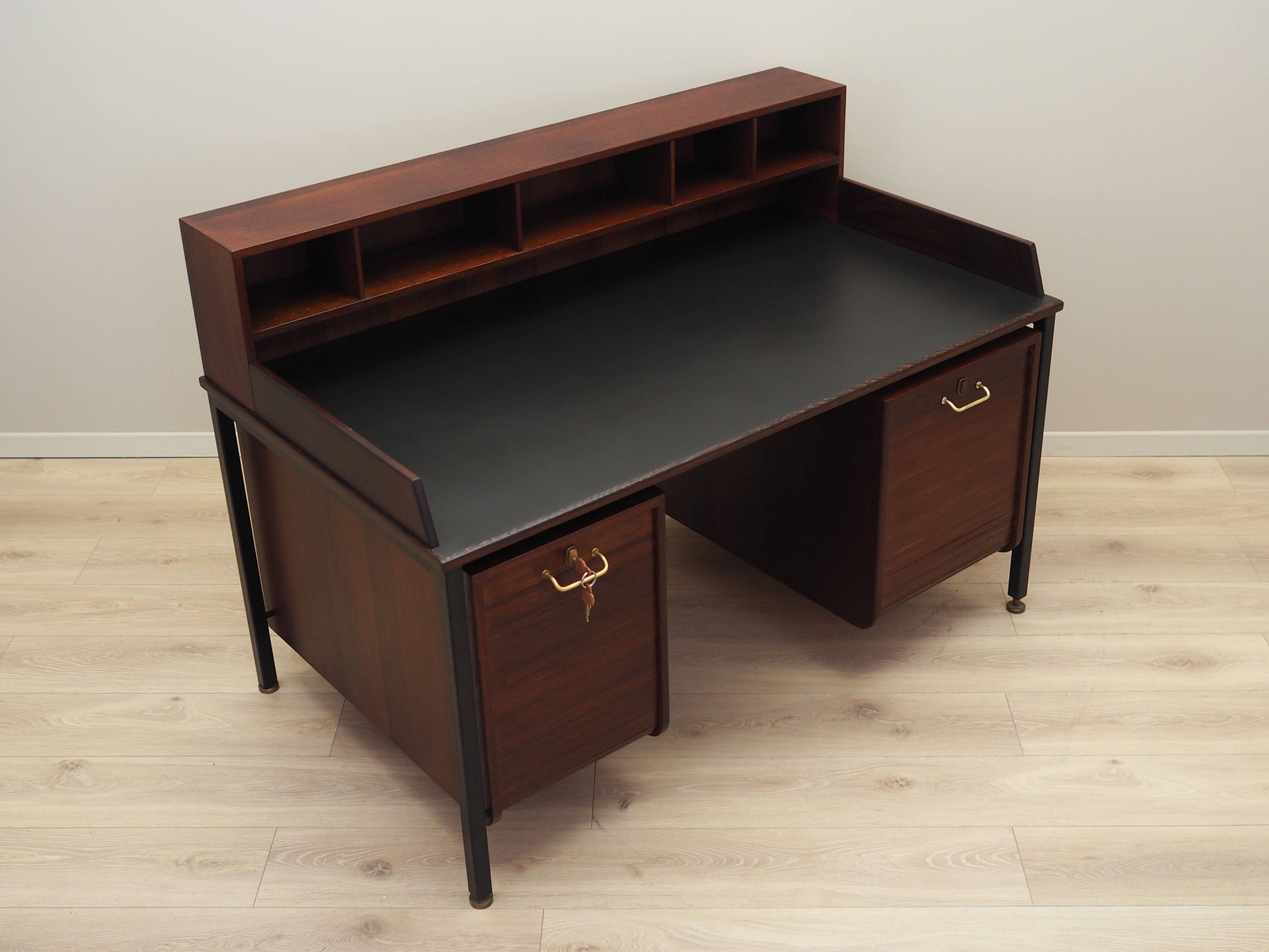 Oak desk, Danish design, 1970s, production: Denmark