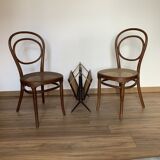 Pair of Thonet chairs model n° 10 of the 1890s in curved wood