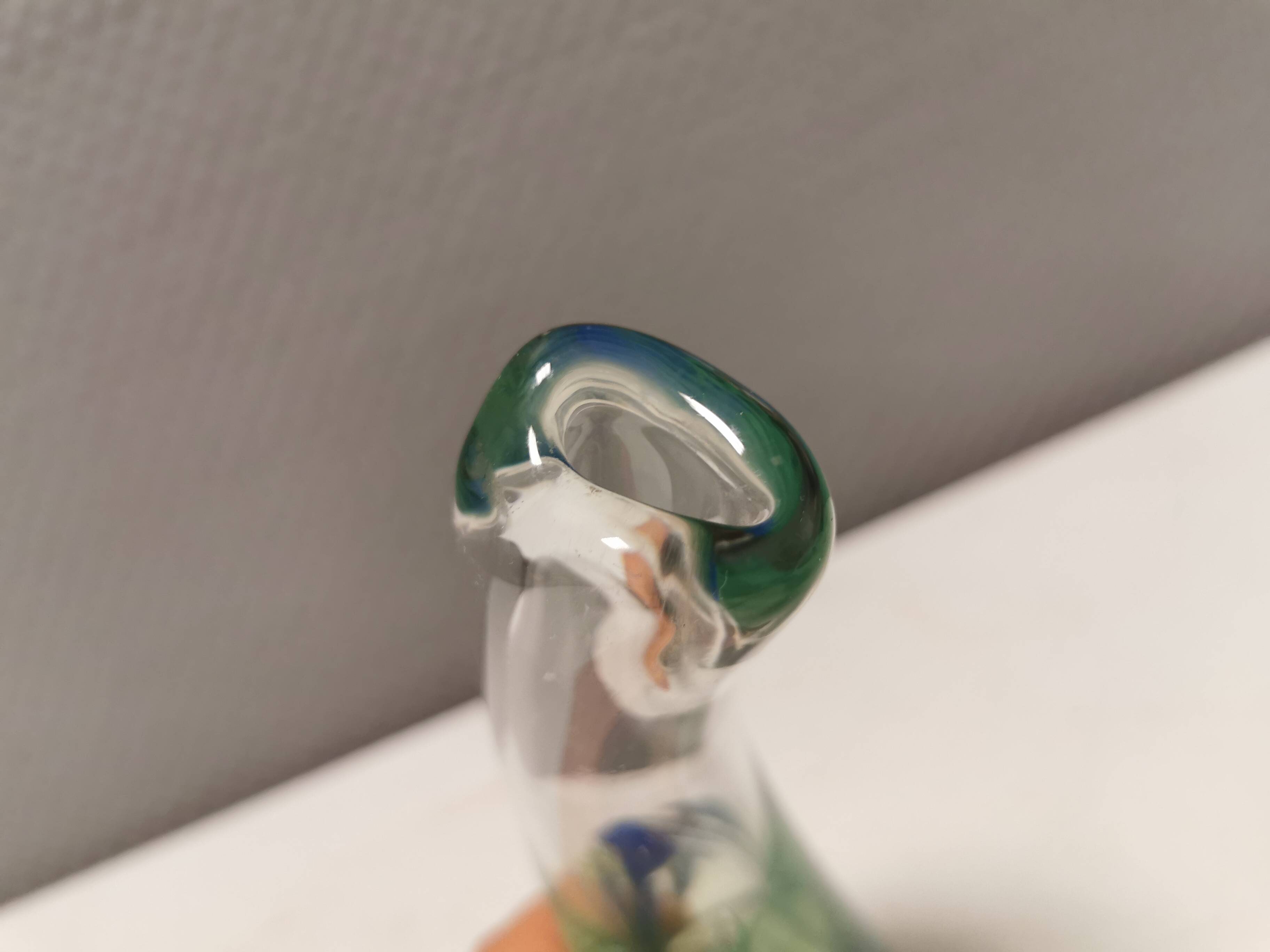 Beau vase en verre fait main, du Danemark des années 1960-70