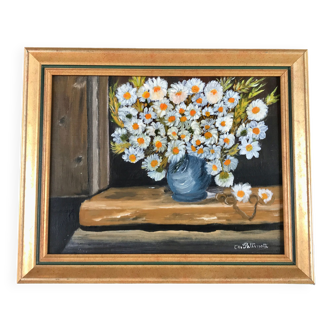 Still life bouquet of daisies