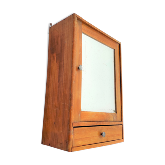 Aerse toilette armoire with 1 1930 drawer