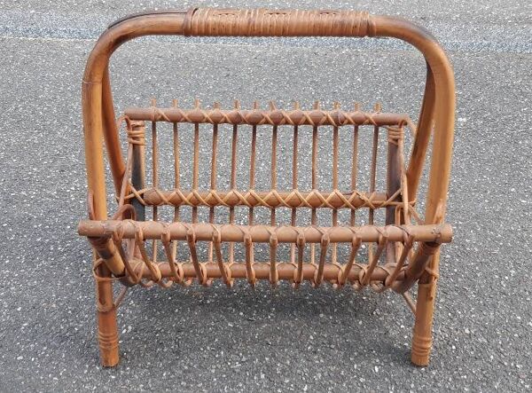 Porte-revue en rotin, années 60