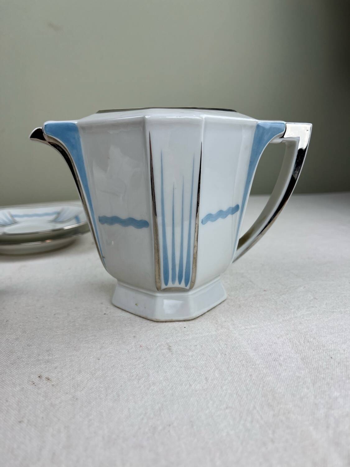 Art Deco cups