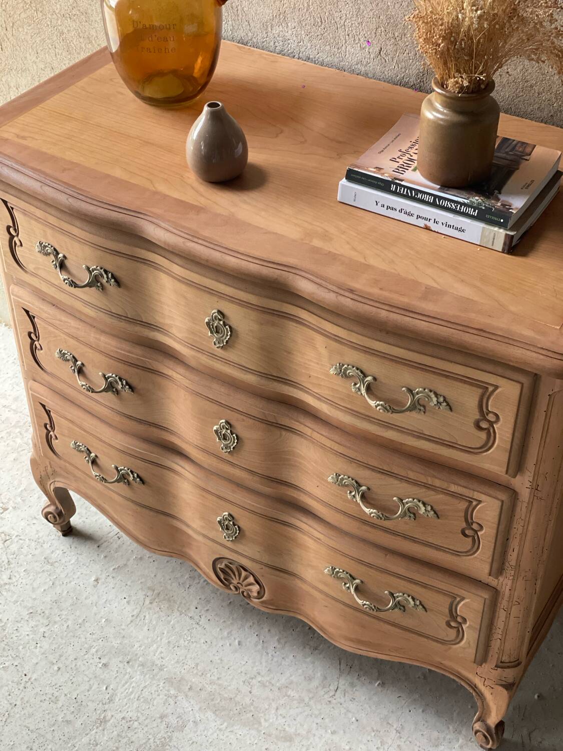 Louis XV chest of drawers