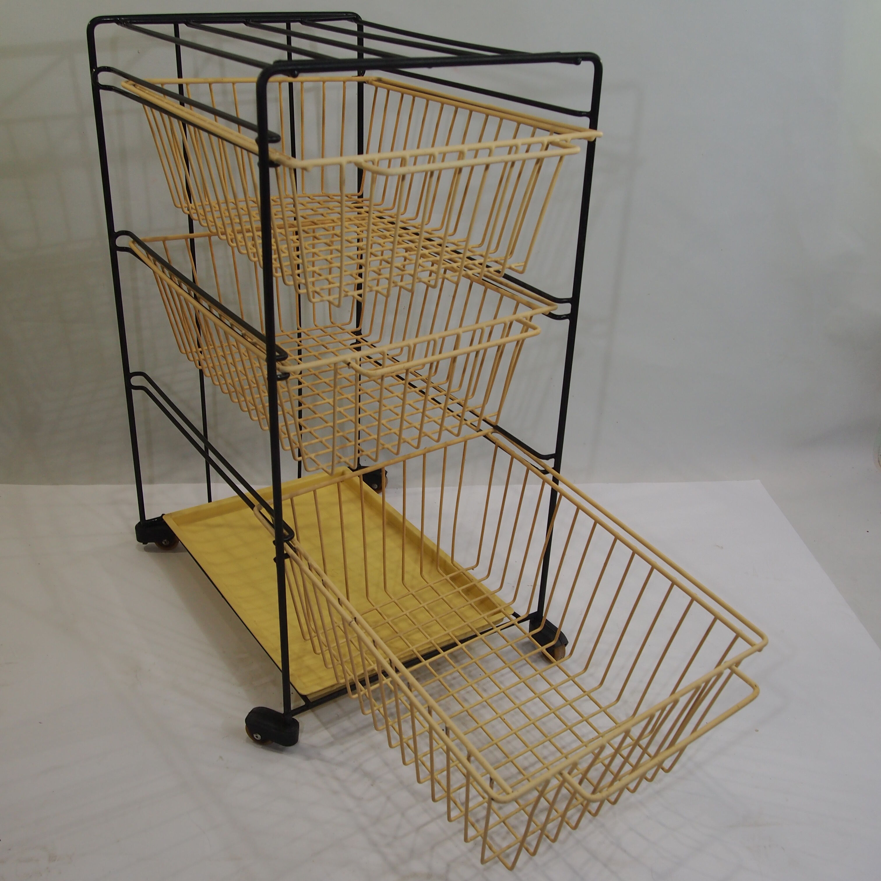 Vegetable dessert NIC'/vintage